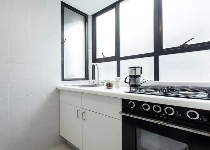 Roma Norte 2br - Parking Sleeps 6 -great Wifi *